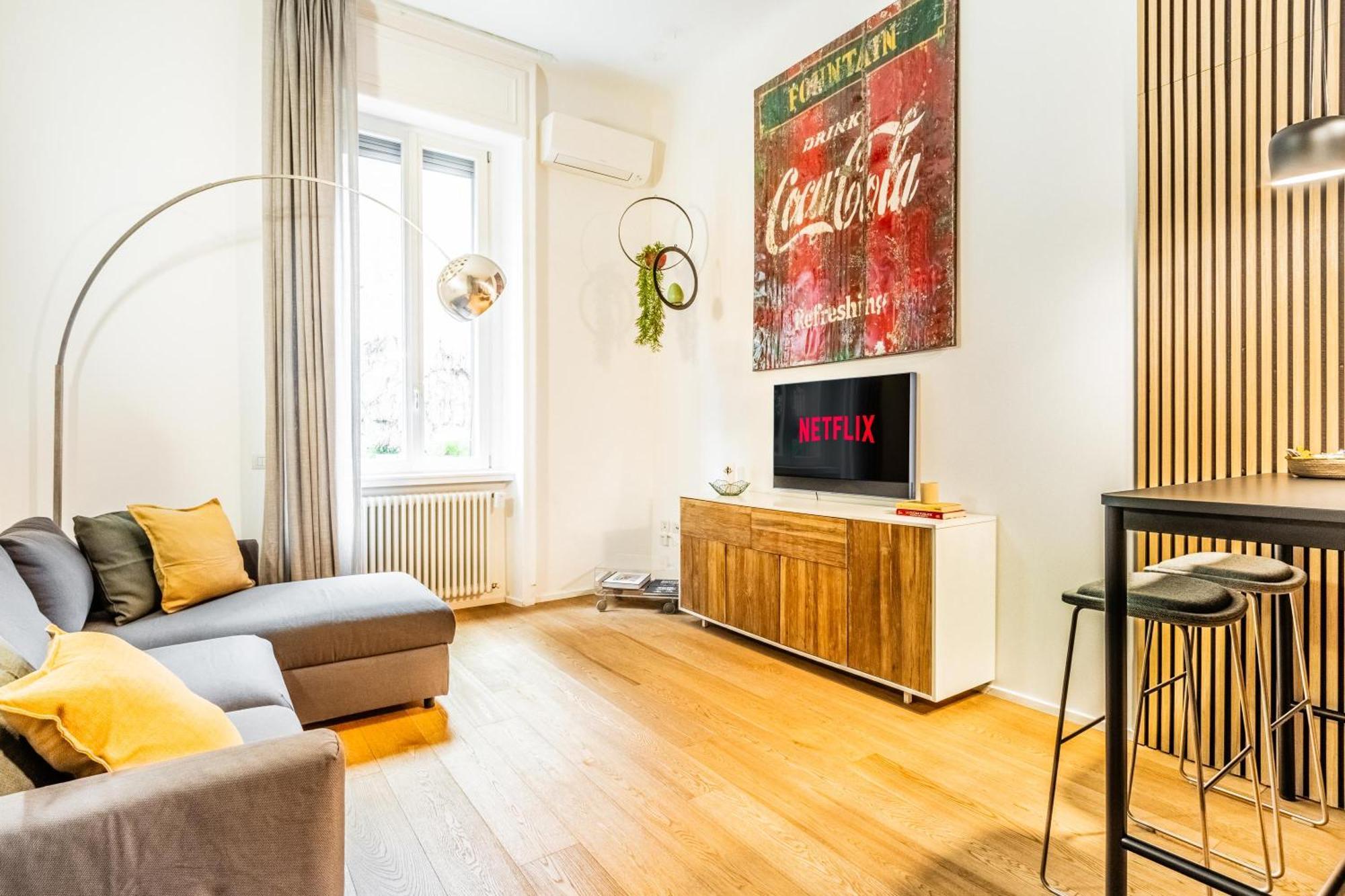 Апартаменты Goldoni House - Duomo 2 K M - Porta Venezia - Linate Милан Экстерьер фото